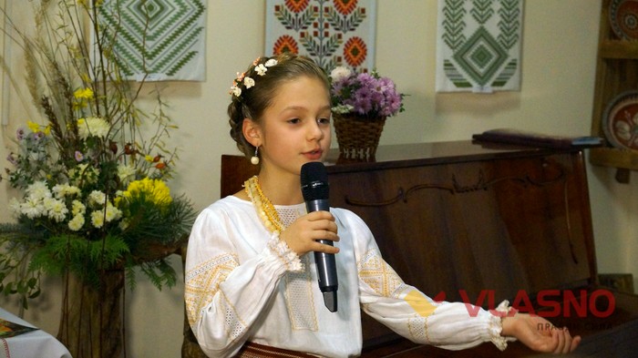 презентація збірки Іменем Майдану у Вінниці фото