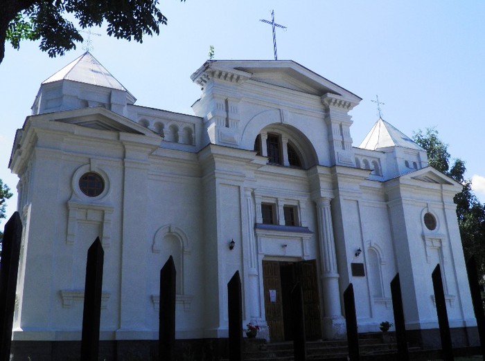 костел Святого Станіслава в Оратові фото