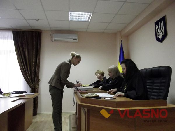 суд-Давиденко-фото