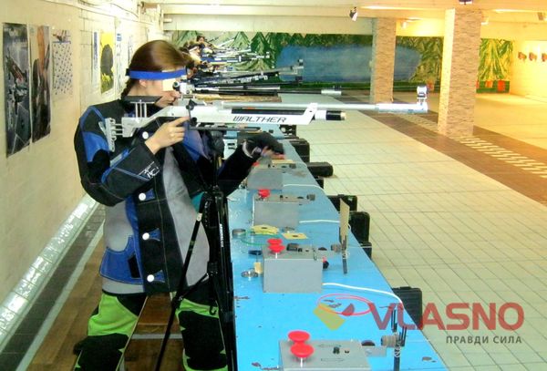  З гвинтівки та пістолета стріляли в актовій залі вінницького педуніверситету  