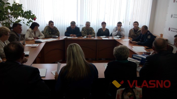 у Вінницькій міськраді обговорюють виділення ділянок для бійців АТО фото