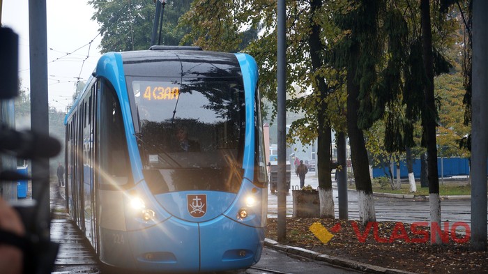 новий трамвай у Вінниці фото