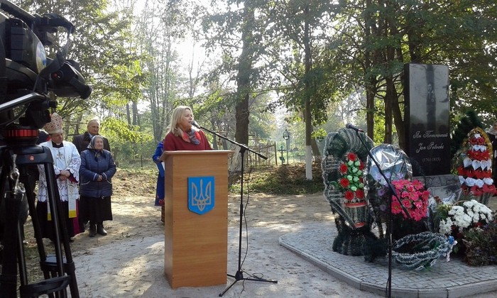 відкриття памятника Яну Потоцькому у селі Пиків фото