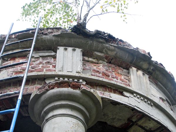 Пам'ятка архітектури XIX століття стала символом села на Вінниччині