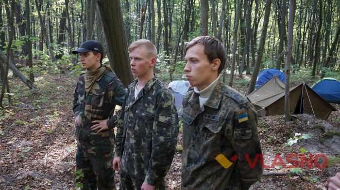  голова організації "Моноліт 1044" фото