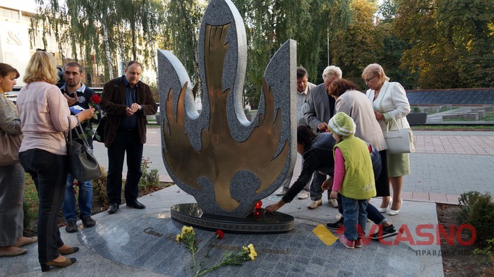 у Вінниці вшанували загиблих журналістів фото