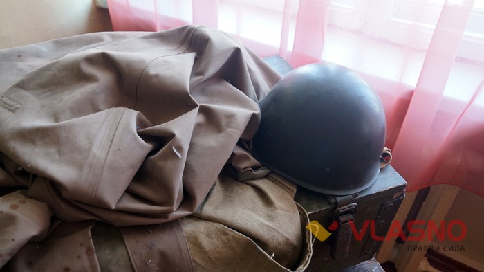 у Вінницькій школі №11 відбулось відкриття стенду вшанування Тараса Сича фото