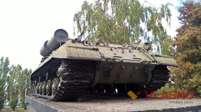 радянський танк у Козятині фото
