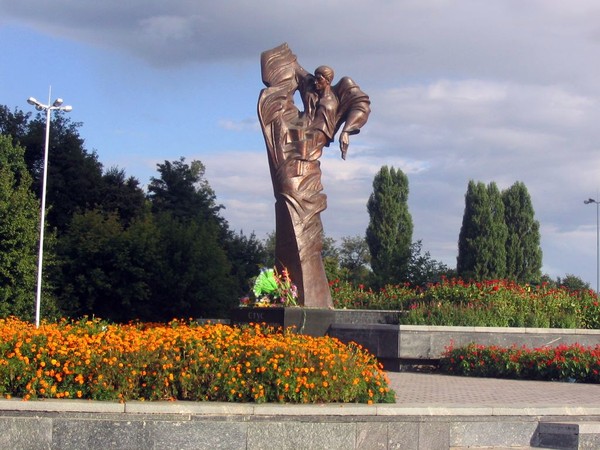 пам'ятник Василю Стусу фото