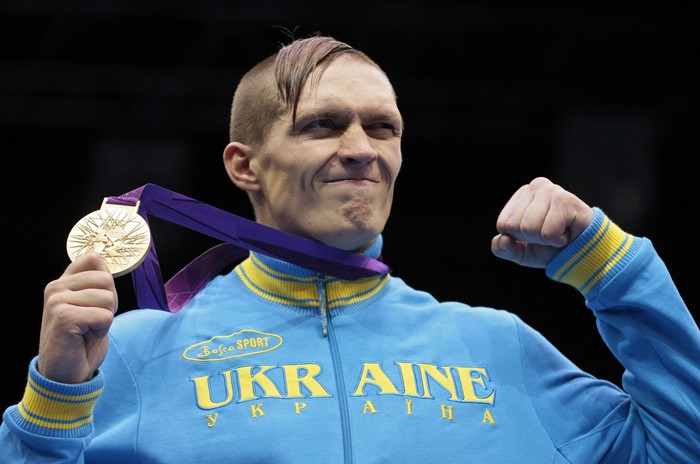 Олександр Усик фото