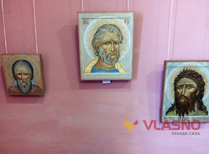 виставка ікон в художньому музеї у Вінниці фото