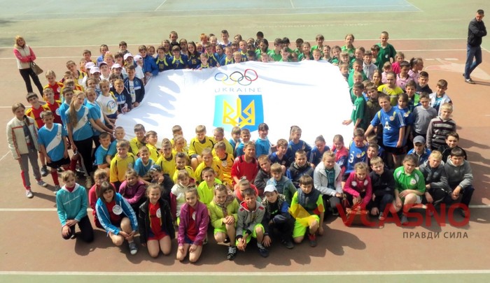 спортивні змагання Олімпійське лелеченя фото