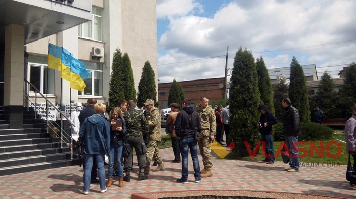 пікет під вінницьким судом фото