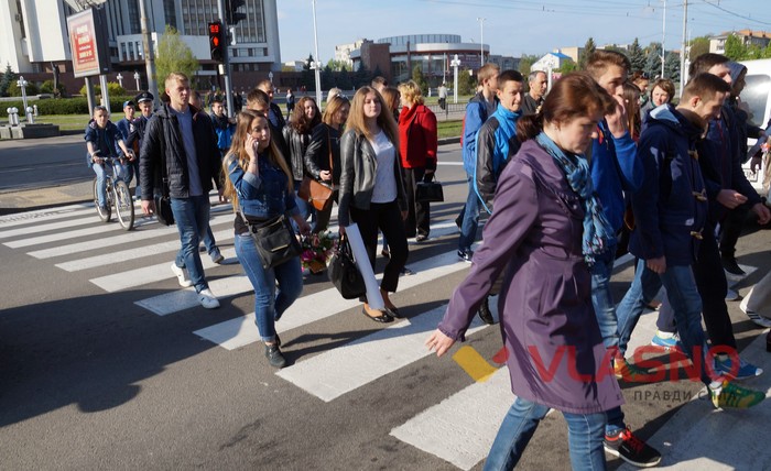 протест студентів університету Україні у Вінниці фото