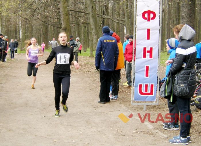 чемпіонат з легкоатлетичного кросу імені Юрія Козловського у Вінниці фото