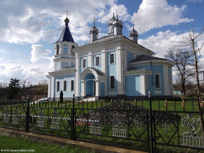 церква Різдва Пресвятої Богородиці фото