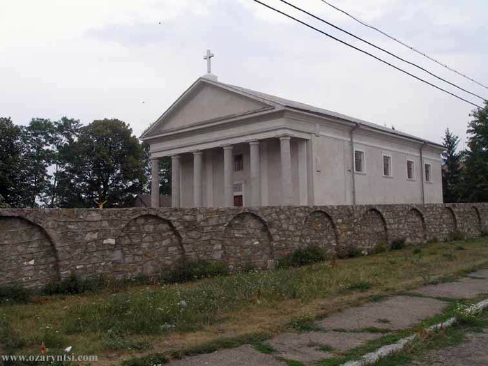 костел в Озаринцях фото