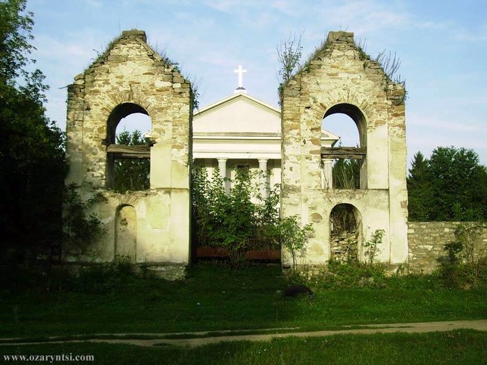 костел в Озаринцях фото