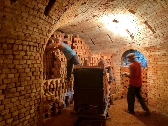 цегляний завод у селі Северинівка фото