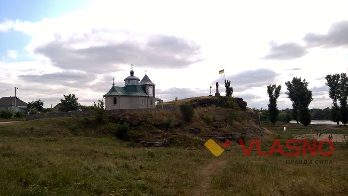 Танк у Погребищі-4