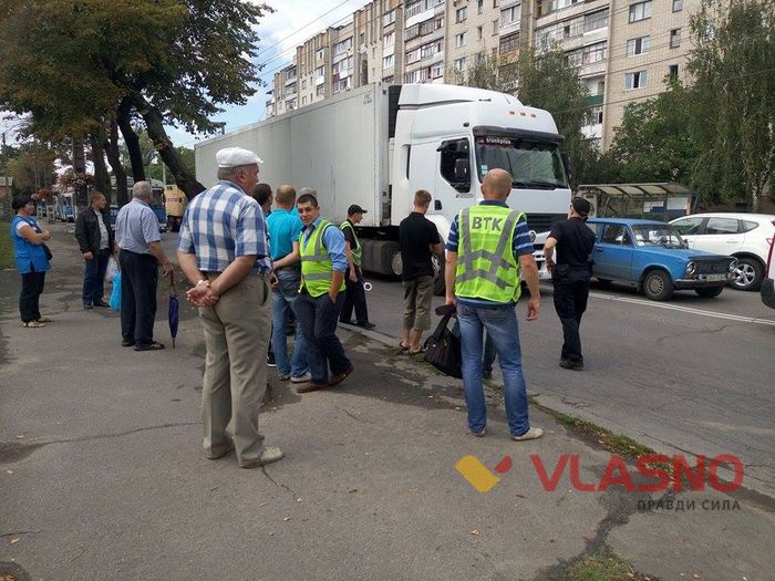 затори на дорозі у Вінниці фото