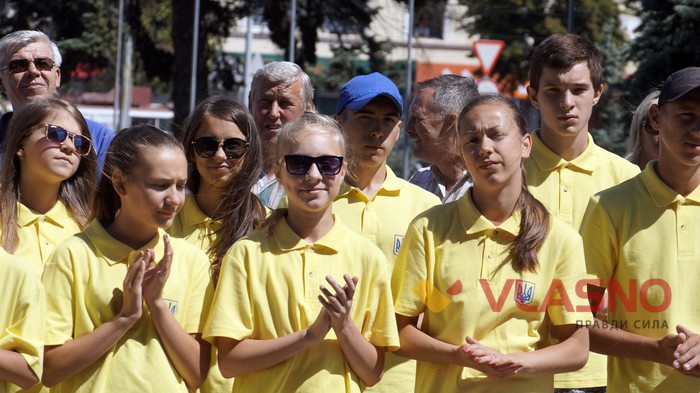 підняття олімпійського прапора у Вінниці фото