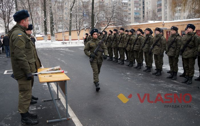 прийняття присяги нацгвардійцями у Вінниці фото