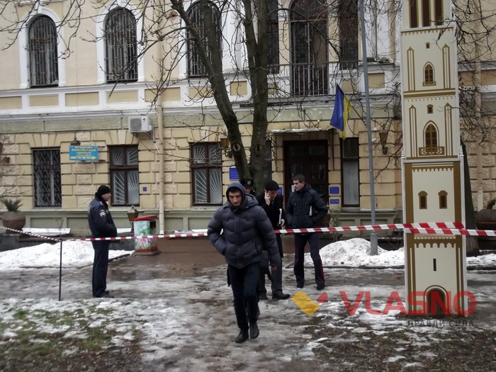 замінування вінницького суду фото
