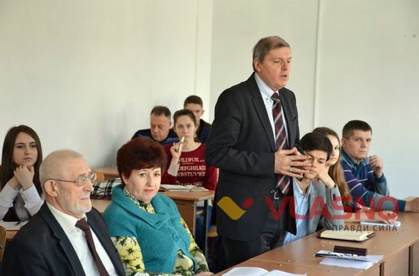 ДонНУ у Вінниці «шукає» нове ім’я