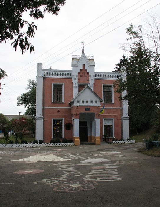 Мережа підземних ходів збереглася в парку ХІХ століття на Вінниччині 