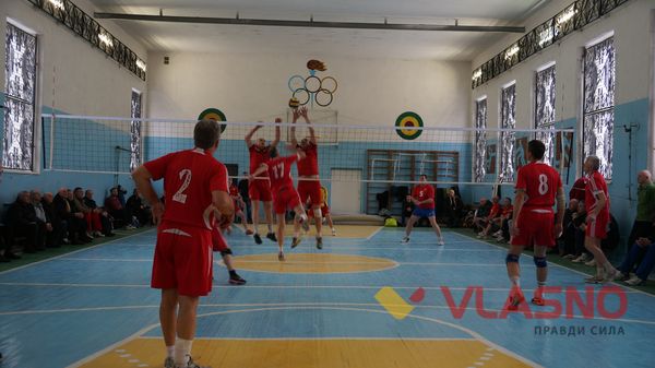 Вінницькі волейбольні «ветерани» зійшлися у відкритому чемпіонаті 