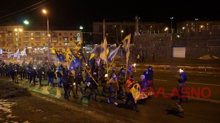 марш на честь Героїв Крут у Вінниці фото