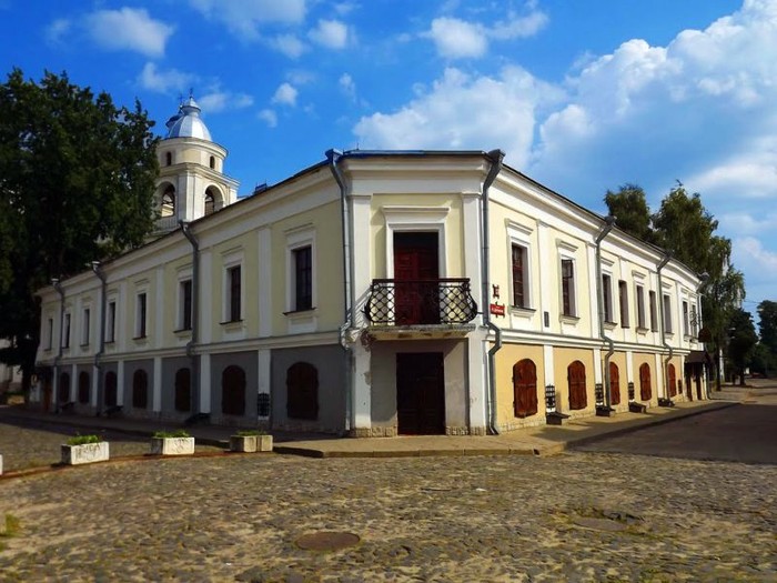 будинок Косачів у Луцьку фото