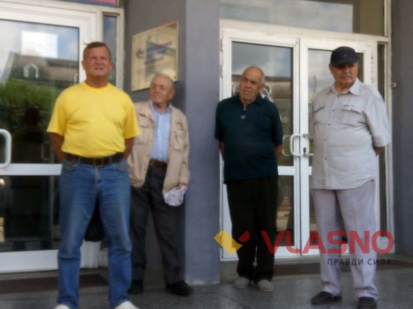 На вінницькому віче закликали молитися вдома за Україну 