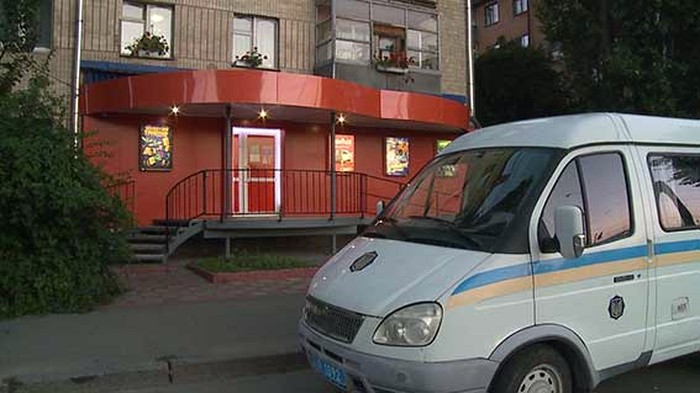 незаконні гральні заклади фото