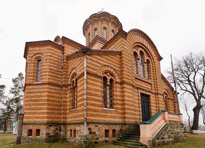 церква у селі Круподеринці фото