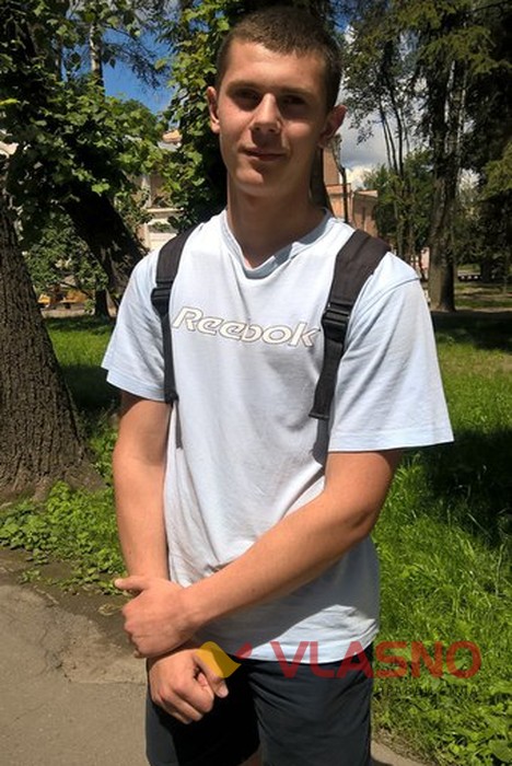 опитування футбол - вінничанин Дмитро фото