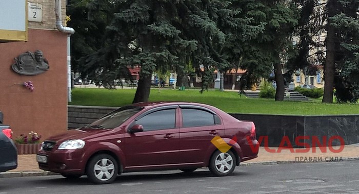 службові автомобілі Вінницької міської ради фото