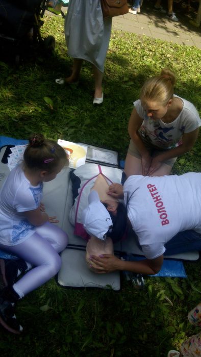 Армійським кулішем та «шоколадними» варениками частували вінничан на фестивалі польової кухні 