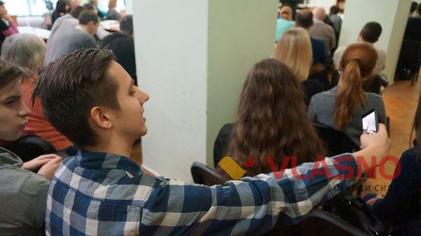На лекціях про козацтво у Вінниці «лаялися» та робили селфі
