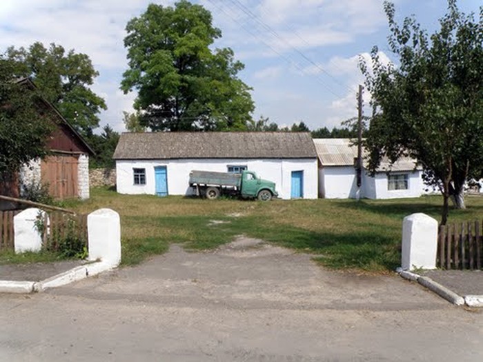 селі Лучинець фото