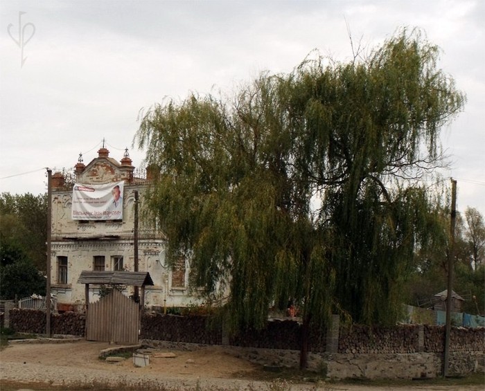 синагога у селі Ворошилівка фото