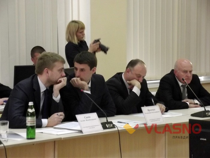 круглий стіл Вінницький адмінсуд фото