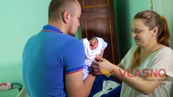 акція "Народжений у вишиванці" фото
