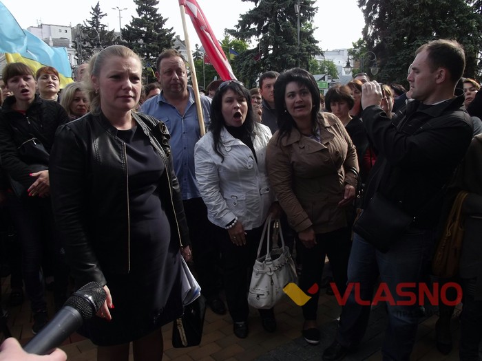 протест 31 школи під Вінницькою облрадою фото
