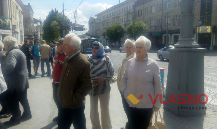 протест під Вінницькою облрадою на підтримку Хорта фото