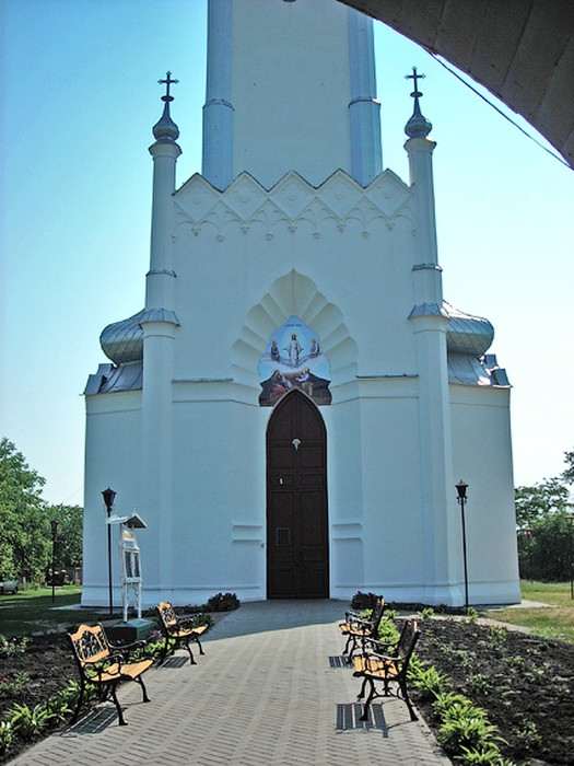 Спасо-Преображенська церква у селі Мошни фото