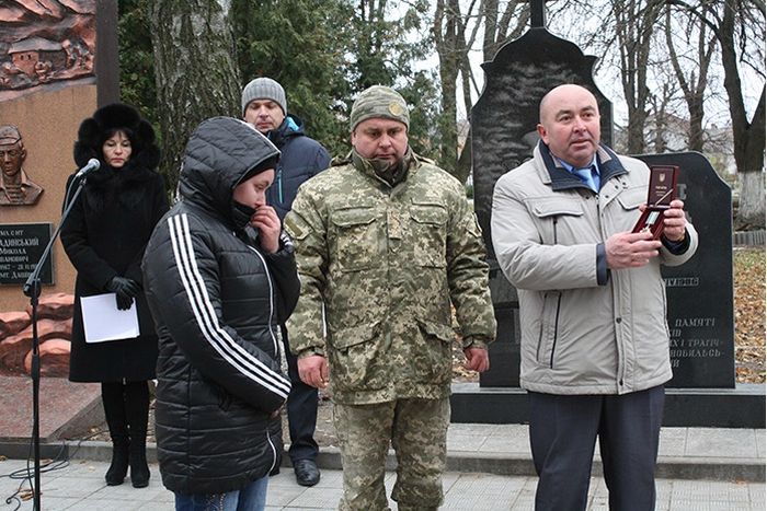 памятник атовцям-1