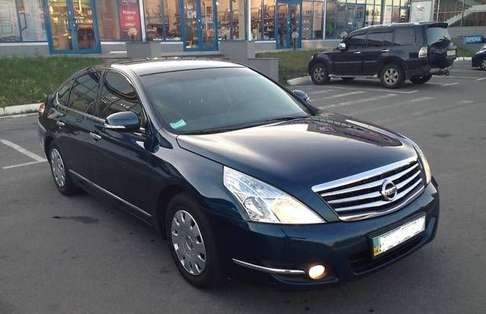 nissan teana