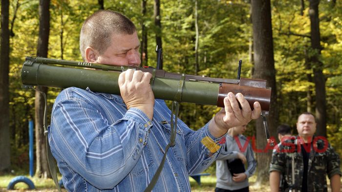 Рукопашний бій, холодна зброя і таємниці диверсантів – під Вінницею триває військовий вишкіл